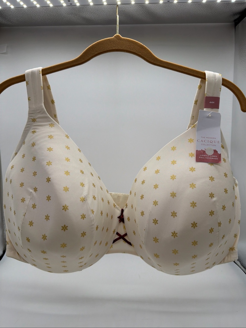 Cacique Lightly Lined Full Coverage Bra Size 44H
